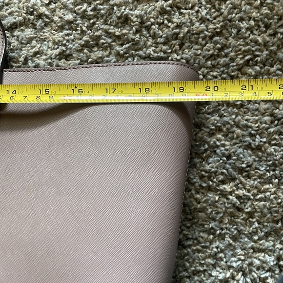 Kate Spade large handbag/tote - Picture 10 of 10